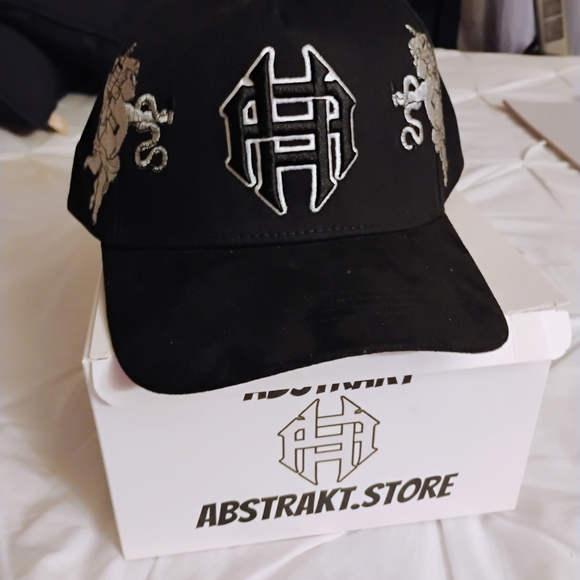 Other - Black Embroidered Cap